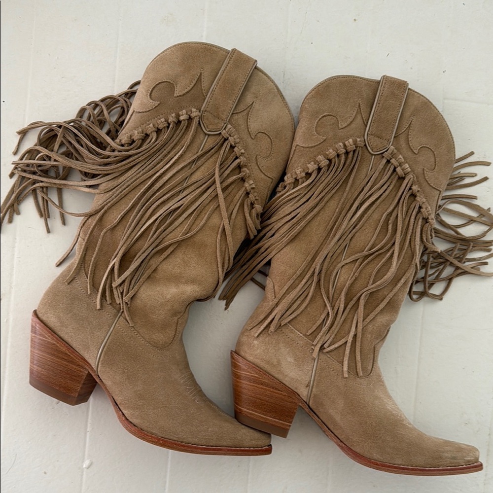 Idyllwind Tan Heeled Fringe Boots